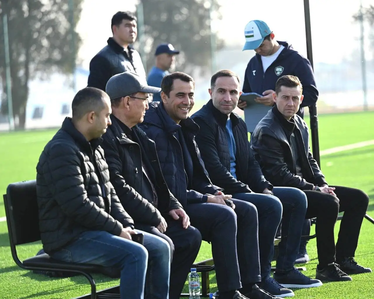 تصویر - ستاره سابق استقلال تماشاگر بازی تیم زنان