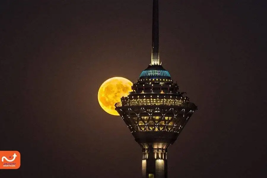 ویدیو - 1630 فریم عکس پیاپی از ماه کامل دیشب تهران