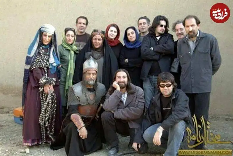 سفر به تاریخ؛ (مازیار (شهره) لرستانی) در کنار (بِن کامل) در پشت صحنه مختارنامه؛ دهۀ 80 - عکس