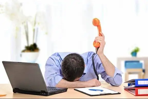 چگونه حوصله سربر و کسل کننده نباشیم ؟