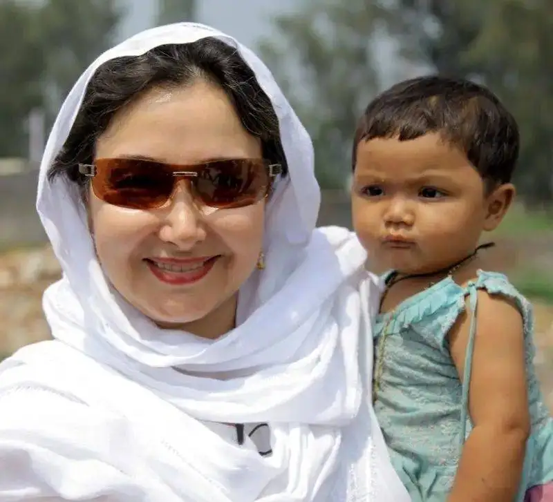 گشت و گذار (زلیخا) سریال یوسف پیامبر در بینمار 14 سال پیش