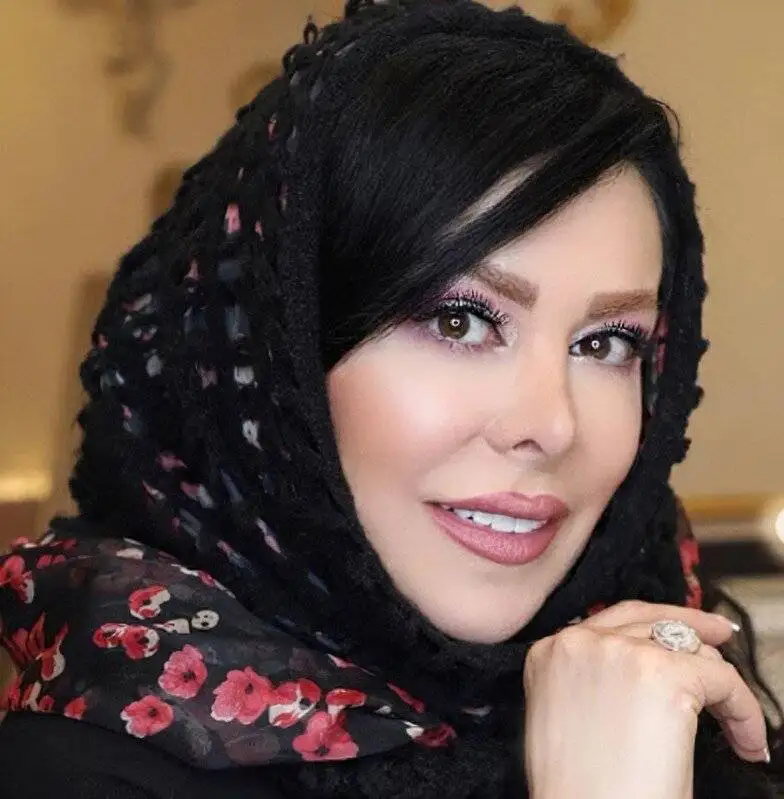 (فلور نظری) بازیگر سریال های رضا عطاران و مهران مدیری - عکس