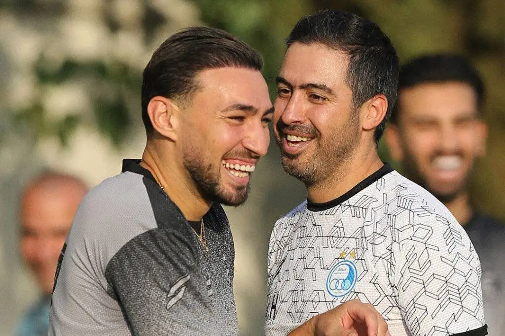 عکس - رضایت منیر الحدادی از حضور در استقلال