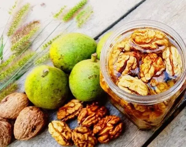 درست کردن فال گردو خوشمزه و ساده در خانه
