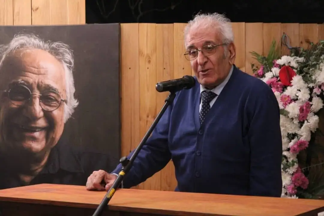 شاعری که اگر از او بپرسید چرا فیلم بازی کردی یا آواز خواندی؟ می گوید: دوست داشتم! - شمس لنگرودی 76 ساله شد