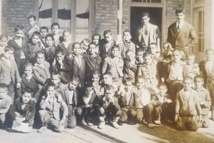 ناگفته های نفر دوم وزارت ارشاد - از شب های شعر گوته تا اختلاف با وزیر آموزش و پرورش و همکاری با موشکی سپاه - ماجرای دیدار رهبری با مدیران مطبوعات