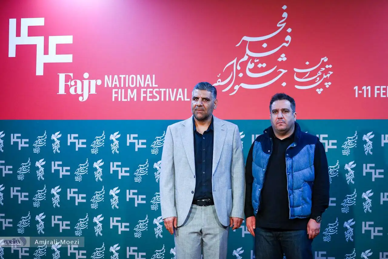 تصاویر - از بغض و ناراحتی تا ماجرای کاهش وزن آقای بازیگر؛ فتوکال و جلسه خبری فیلم سینمایی (پل) در جشنواره فجر