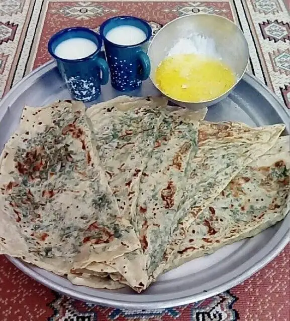 بوی نان تازه می آید همی!