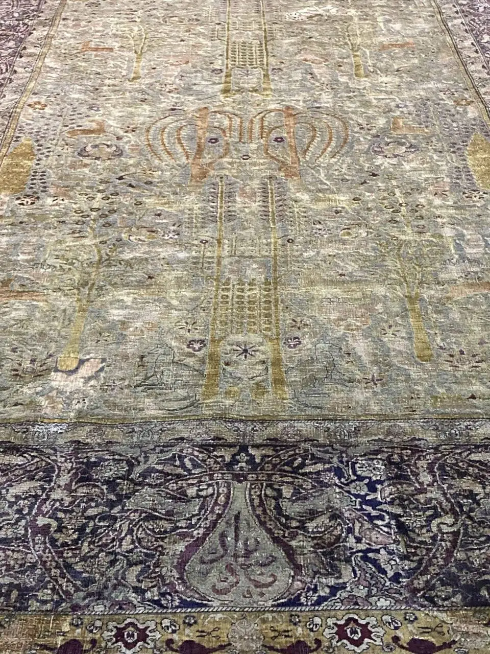 قالی های پر قصه