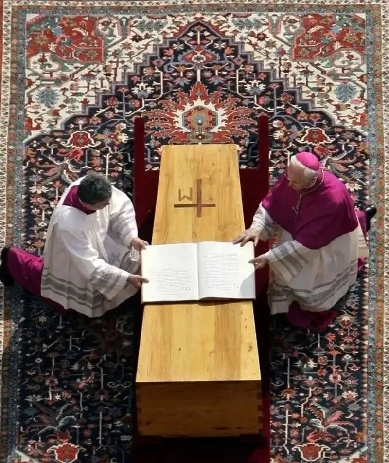 نقش ایرانی بر زمین جهانی - چطور فرش ایرانی به سازمان ملل رسید؟