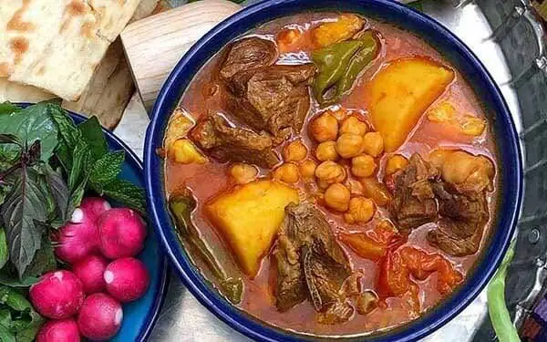 درست کردن آبگوشت سنتی و قهوه خانه ای اصیل دو پیازه