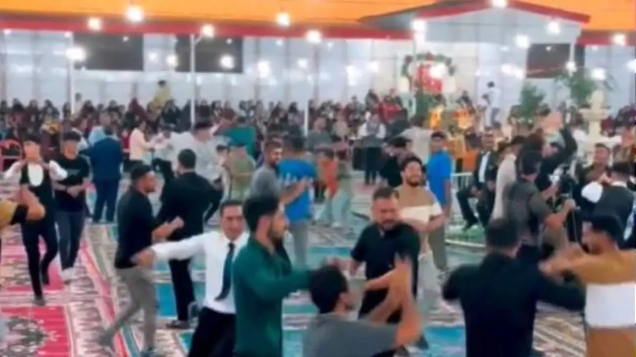 آواز محلی؛ یا خدا یه عروسی گرفتن هزار تا مهمون ریختن وسط کرمانجی یکدست میرقصن چه نرمن