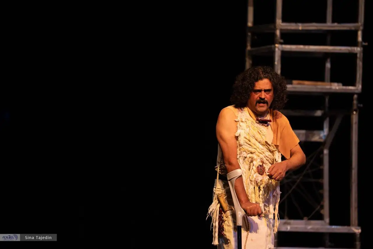 زنی که برای برگشت برکت به باغ به عقد درخت درآمد - گزارش تصویری نمایش (عروس انار)