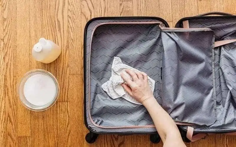 آموزش شست وشوی چمدان مسافرتی؛ مناسب برای انواع جنس ها