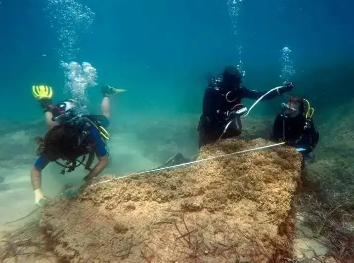 این شهرهای باستانی در دریای مدیترانه غرق شده اند - عکس