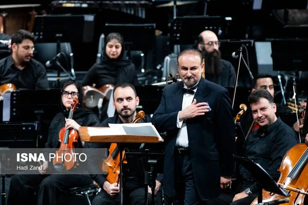 شبانگاهان؛ تا حریمِ فلک، چون زبانه کشد سوزِ آوازم - دومین کنسرت پاییزه ارکستر ملی با صدای مختاباد + عکس