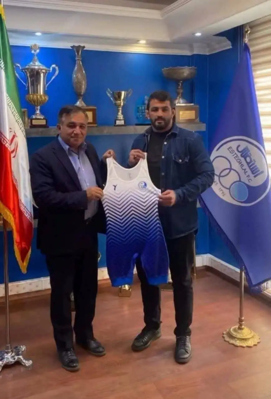 عکس - حسن یزدانی رسما استقلال شد