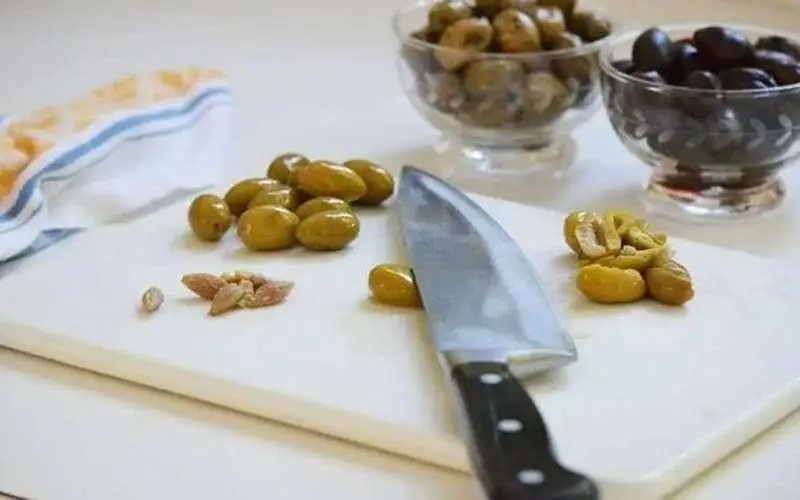 خواص شگفت انگیز هسته زیتون که نمی دانید