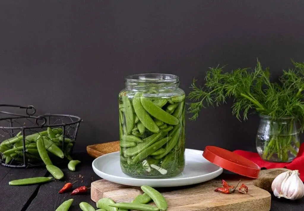 آموزش ترشی نخود فرنگی ؛ نکات طلایی برای جلوگیری از کپک زدن ترشی