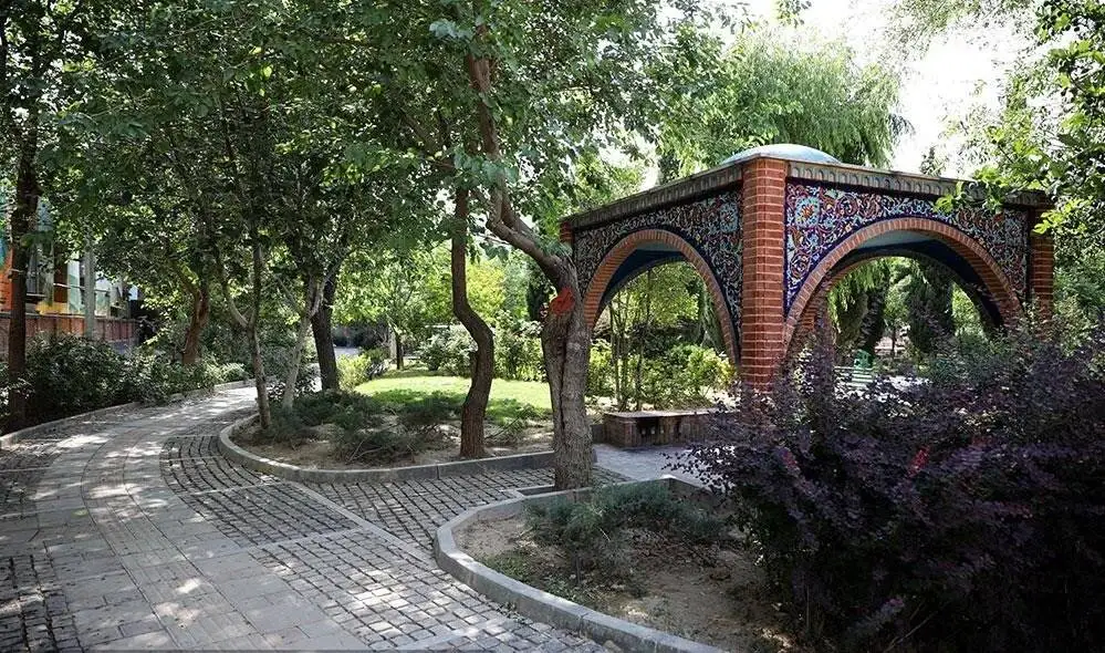 نخستین پرورشگاه گل در پایتخت