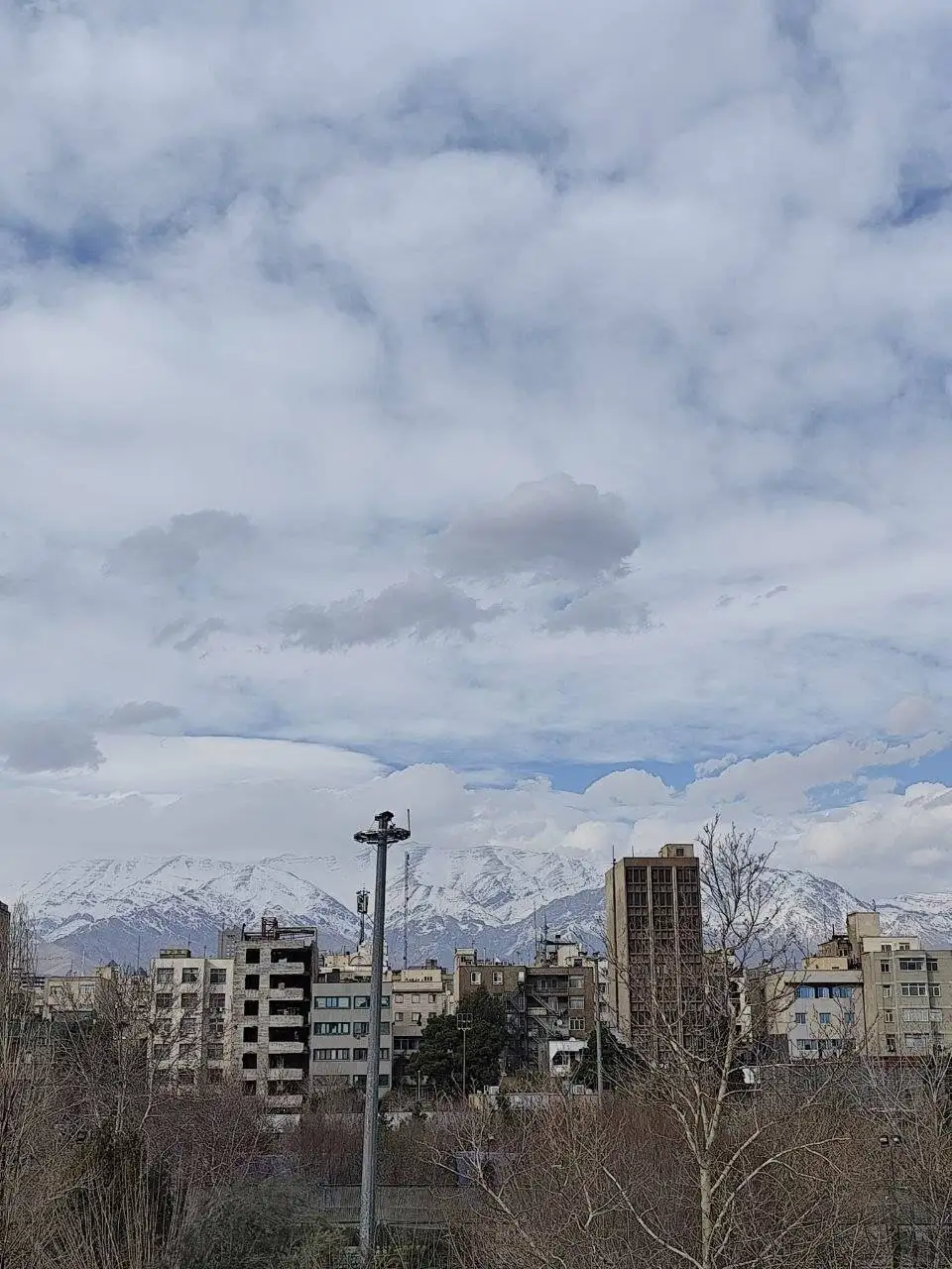 یک ماه مانده به پایان سال، هوای پاک در تهران دو رقمی نشد؛ سهم بالای روزهای ناسالم - عکس