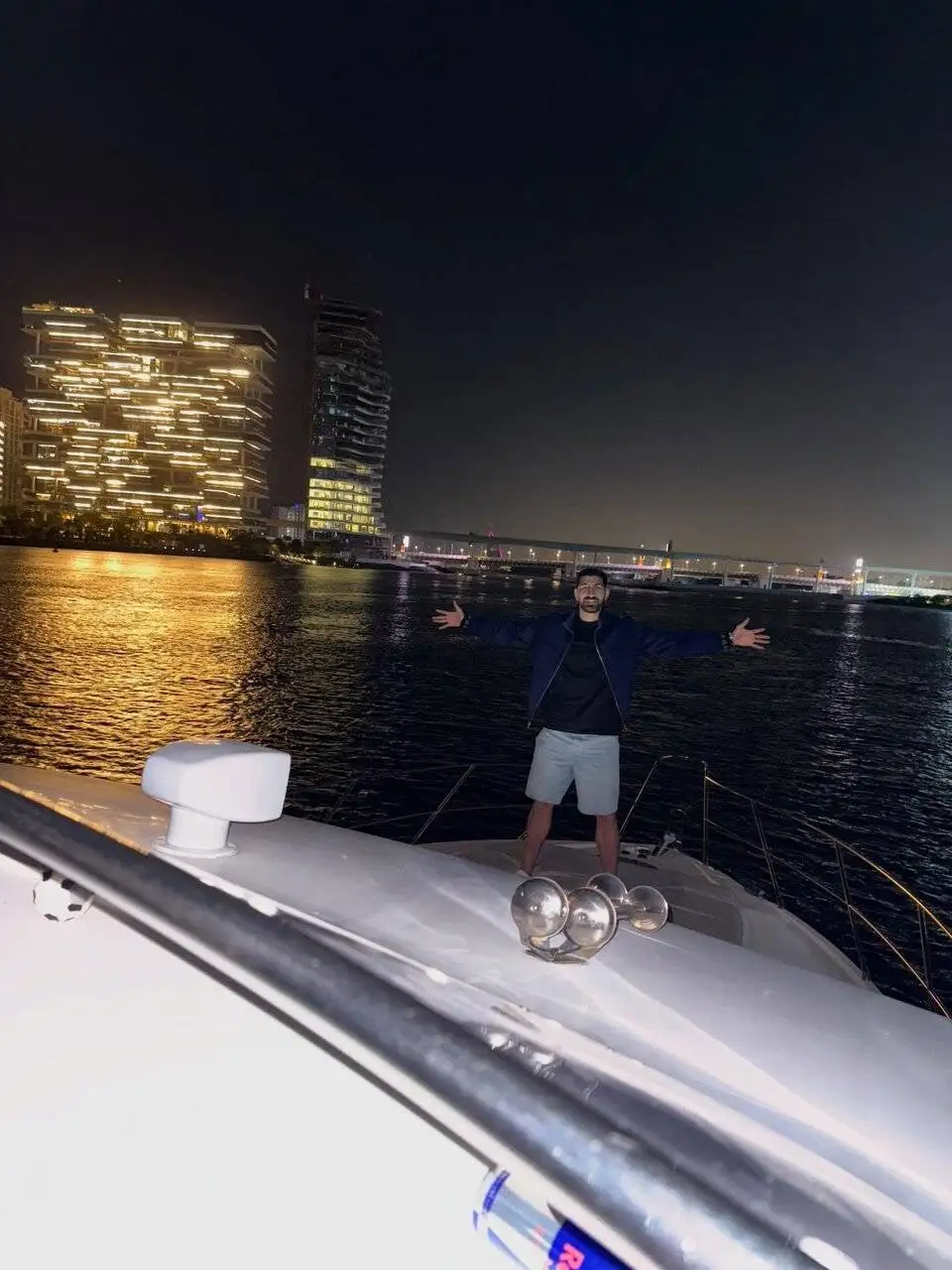 تصویر - جشن تولد لاکچری ستاره پرسپولیسی در امارات با حضور قایدی