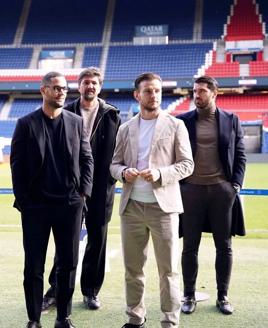 عکس - کریم انصاری فرد در دوره مدیریتی یوفا در باشگاه پاری سن ژرمن