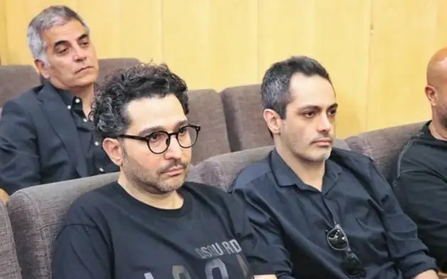 تصاویر حضور بازیگران در مراسم ختم پدر عباس جمشیدی فر، بازیگر سریال (اجل معلق) - از بهزاد خلج تا ....