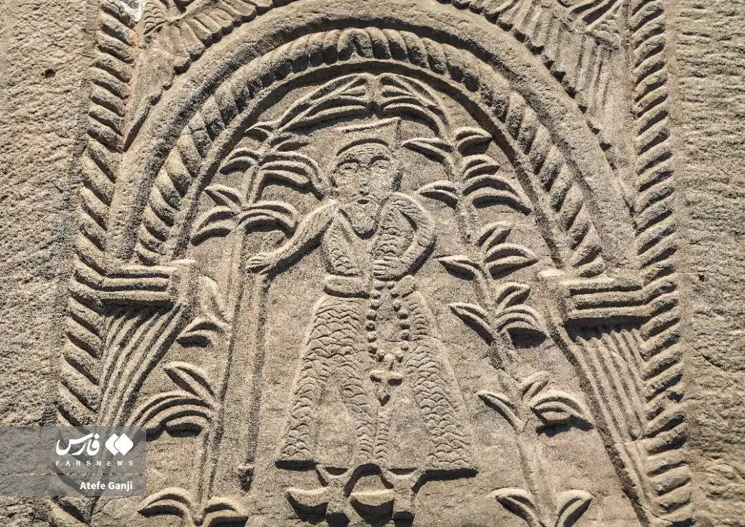 سنگ قبرهای خاص قبرستان ارامنه سیرَک را ببینید + تصاویر