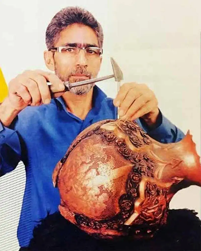 آزاده زارعی بازیگر آوای باران به همراه پدر، مادر و برادرش + عکس