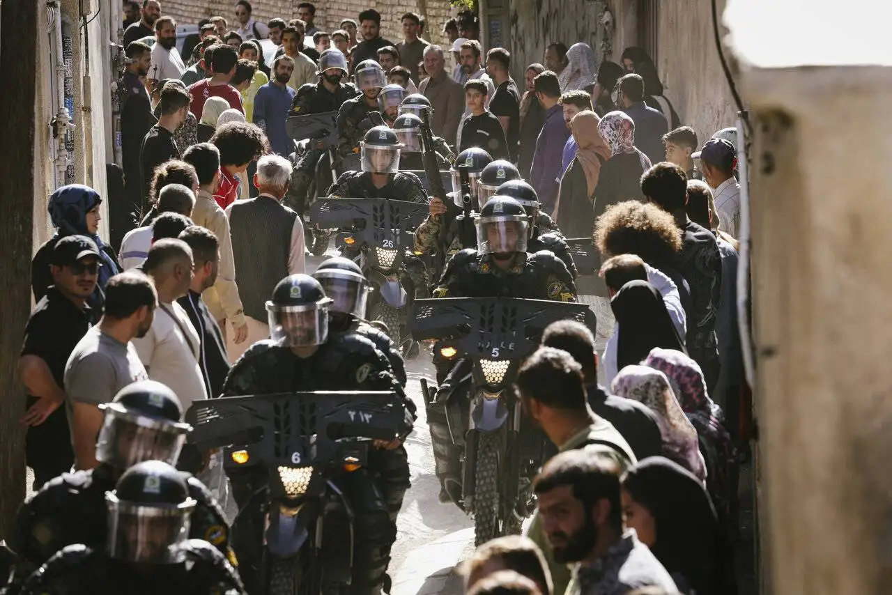 سینمای اجتماعی، برگ برنده گیشه 1405 - اسکورت، زنده شور، اردوبهشت در اکران موفق می شوند؟