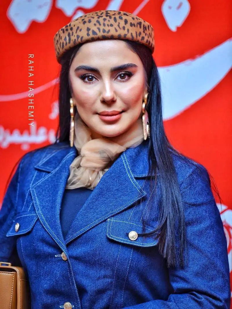 عکس - تیپ و استایل جسورانه و جذاب شیدا یوسفی بازیگر سریال نون خ در اکران فیلم کج پیله !