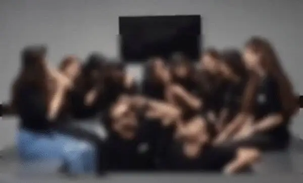 ارتباط ماراتن جنجالی کیش به یک بانک خصوصی؛ واکنش وزیر اقتصاد+ تصاویر