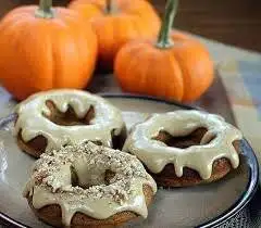 دونات کدو حلوایی ؛ ترکیب رنگ و طعم پاییزی برای شب یلدا