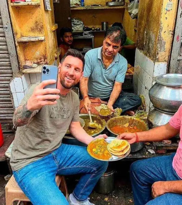 تصویر - لیونل مسی در کثیف ترین رستوران هند!