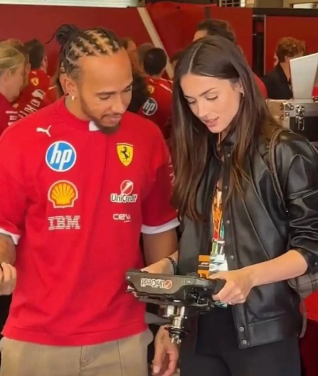 تصویر - آنا د آمارس در فرمول یک ابوظبی!