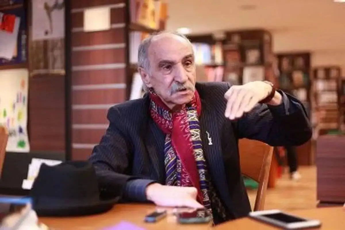 احمدی نژاد نتوانست یک وزارتخانه منتقل کند چه برسد تخلیه تهران - خشک کردن دریاچه پریشان برای دلمه بادمجان تهرانی ها - راهکار بی آبی از زبان اسماعیل کهرم