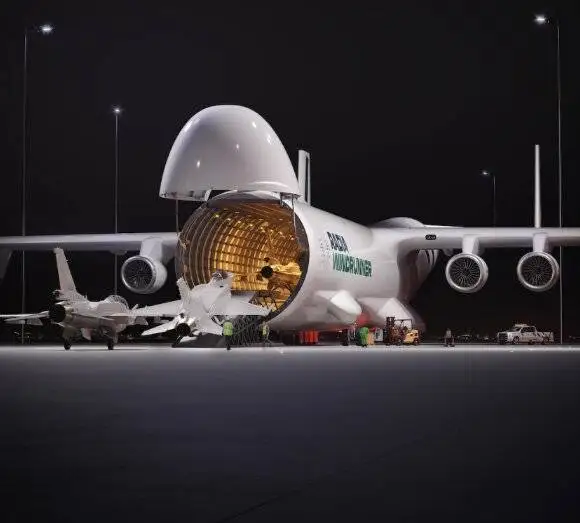 غول پرنده در راه است - ساخت بزرگ ترین هواپیمای جهان برای حمل توربین های بادی و جنگنده ها - این هواپیما هم اندازه زمین فوتبال است