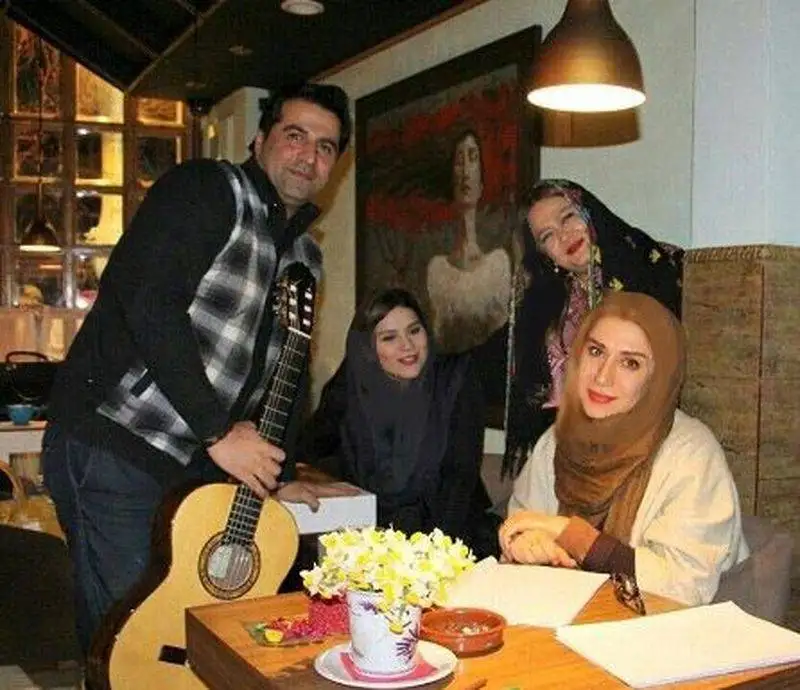 مهمانی مخصوص بهاره رهنما برای سحر دولتشاهی در رستوران شخصی اش!