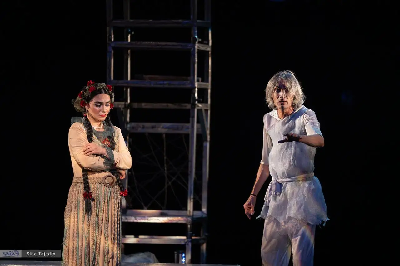 زنی که برای برگشت برکت به باغ به عقد درخت درآمد - گزارش تصویری نمایش (عروس انار)