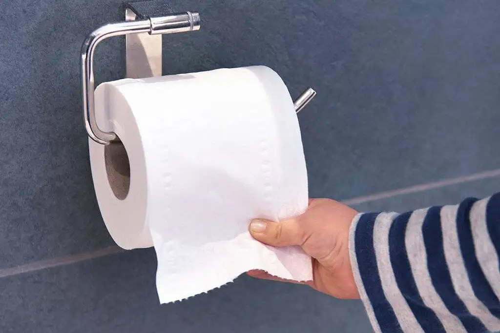 عوارض خطرناک استفاده از دستمال توالت
