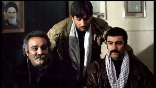 ویدیو - گریه های جانسوز مجید صالحی بر سر مزار محمد کاسبی هم بازی اش در خوش رکاب - هرچقدر از غم این لحظات بگم کم گفتم