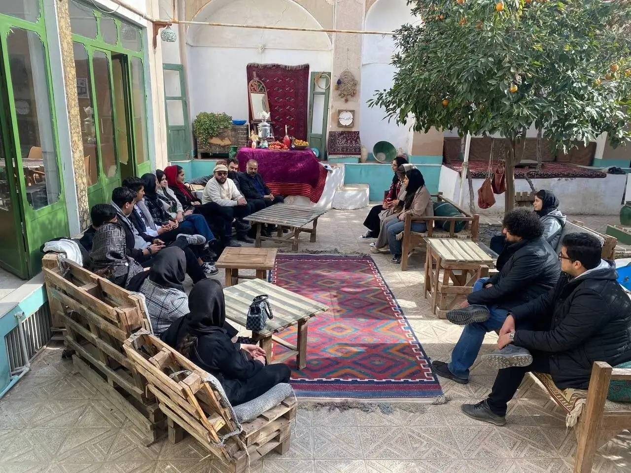 طاقت طلاق - درمورد انجمنی که بچه های طلاق را دور هم جمع کرده تا زخمهایشان را التیام دهد