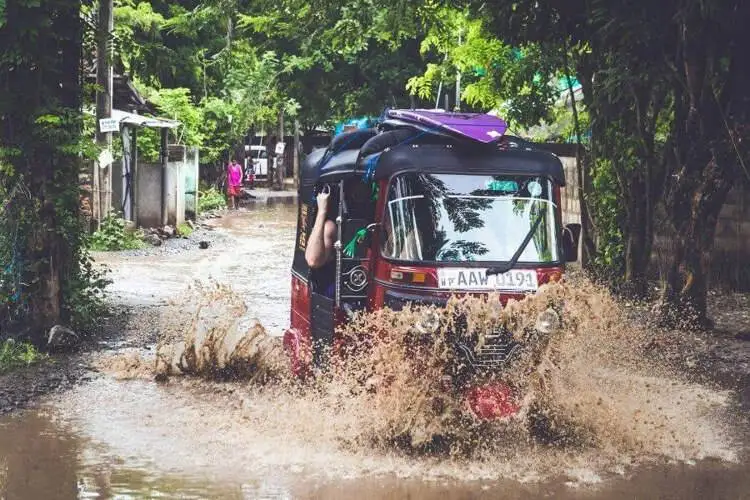 مسابقات توک توک شوخی بردار نیست!