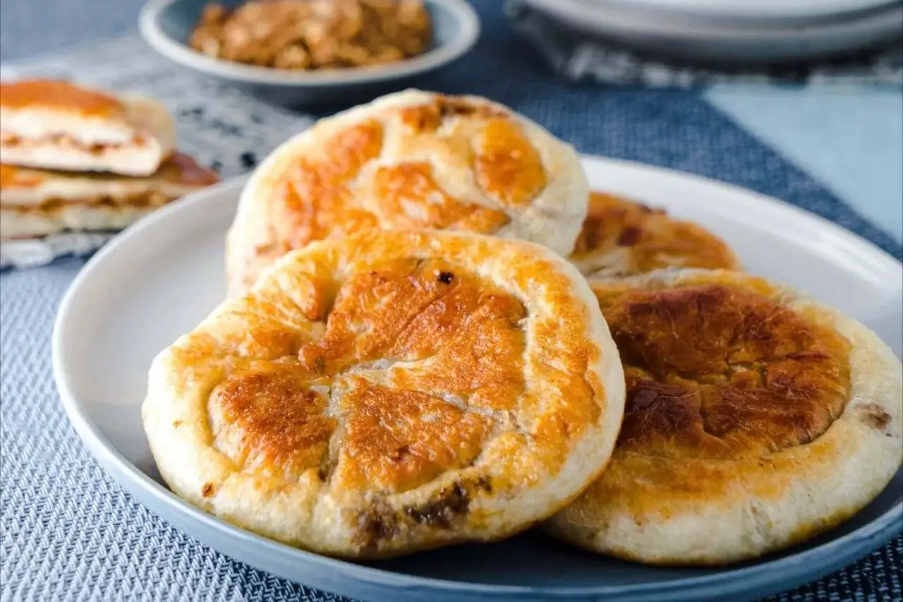 هوتوک؛ شیرینی خوشمزه و معروف خیابان های کره جنوبی