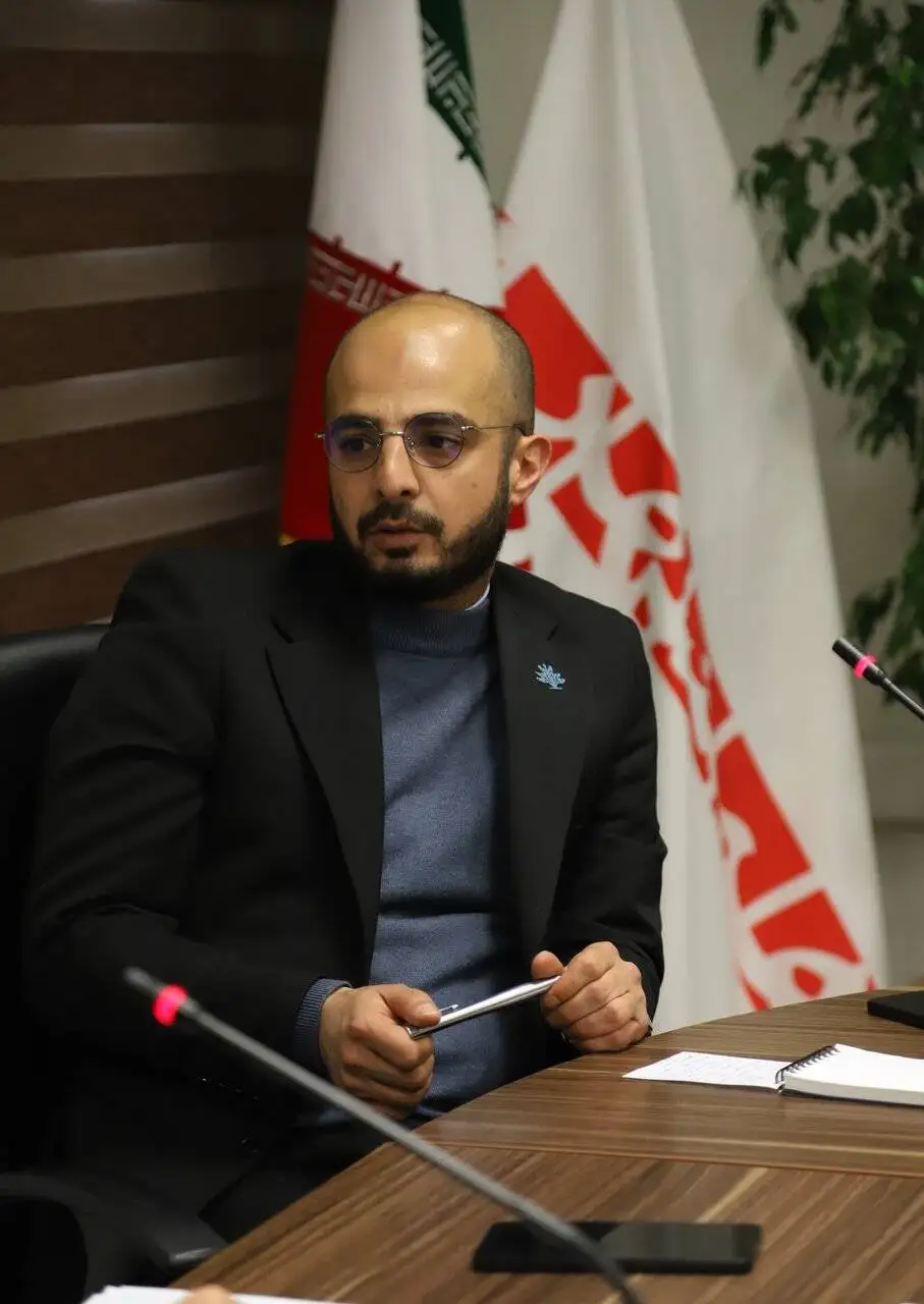 هوش مصنوعی در دنیای خبر: انقلاب یا تهدید؟