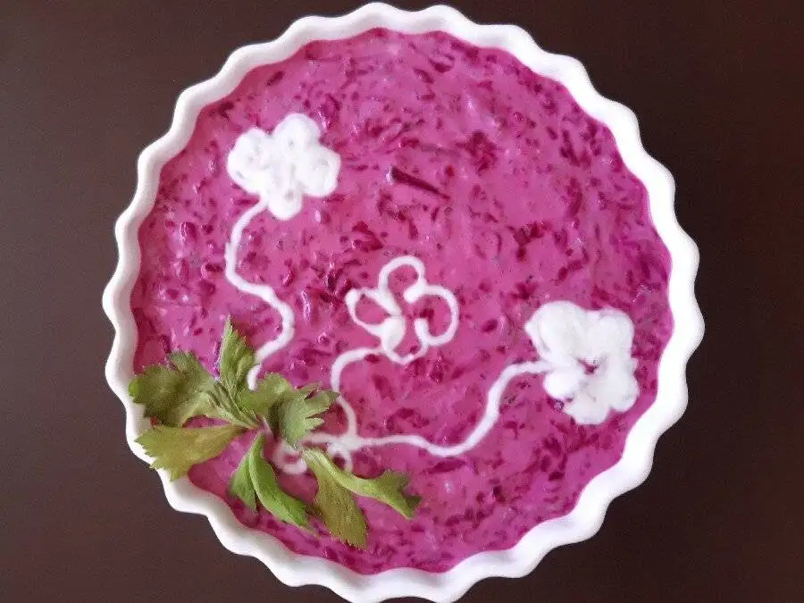 بورانی لبو؛ یک پیش غذای ساده اما پر از زندگی و شگفتی برای سلامتی