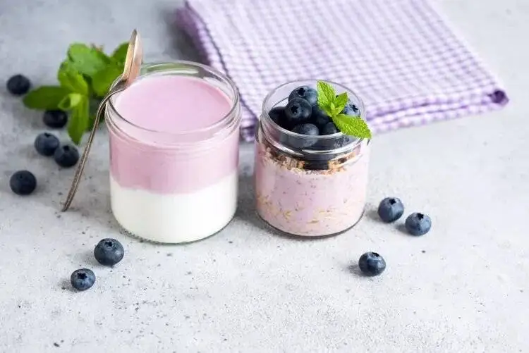 فهرستی از خوراکی های دشمن کرونا و ویروس های پاییزی