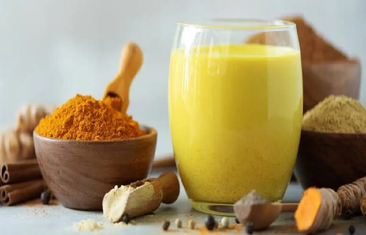 5 نوشیدنی گرمابخش با شیر برای روزهای سرد زمستانی + دستور تهیه