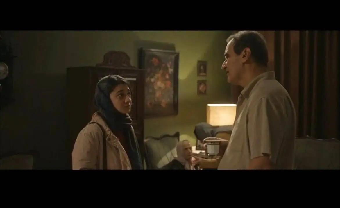 جواد حکمی: نباید درمورد افغان ها نگاه صفر و صدی داشت